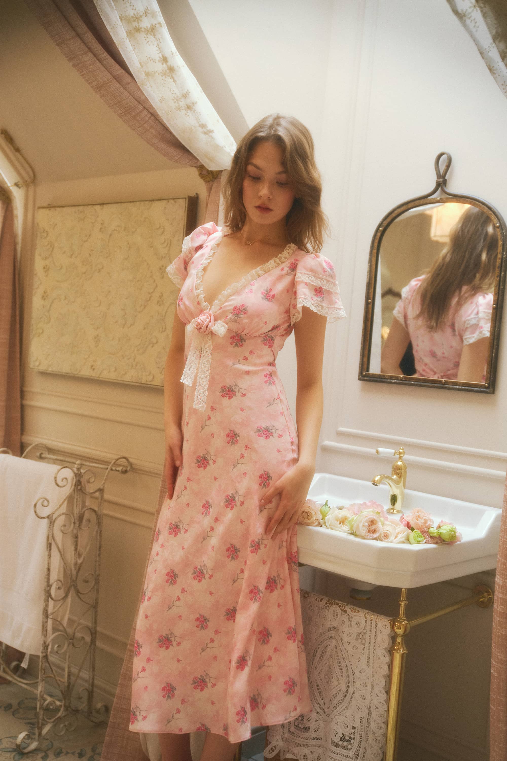 Elva Jacquard Satin Midi Dress in Rose Pink