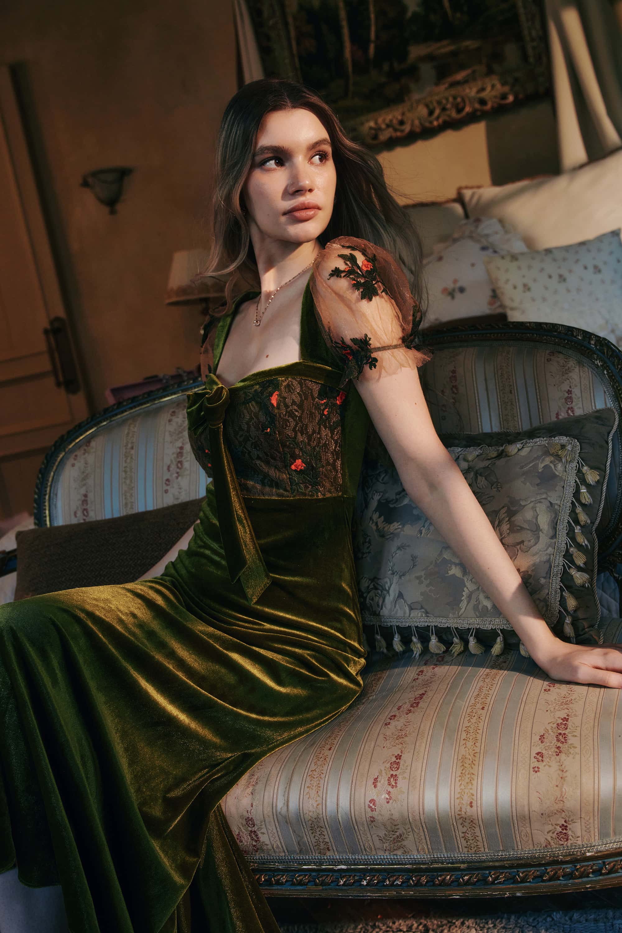 Olivia Knit Velvet Midi Dress in Moss Green