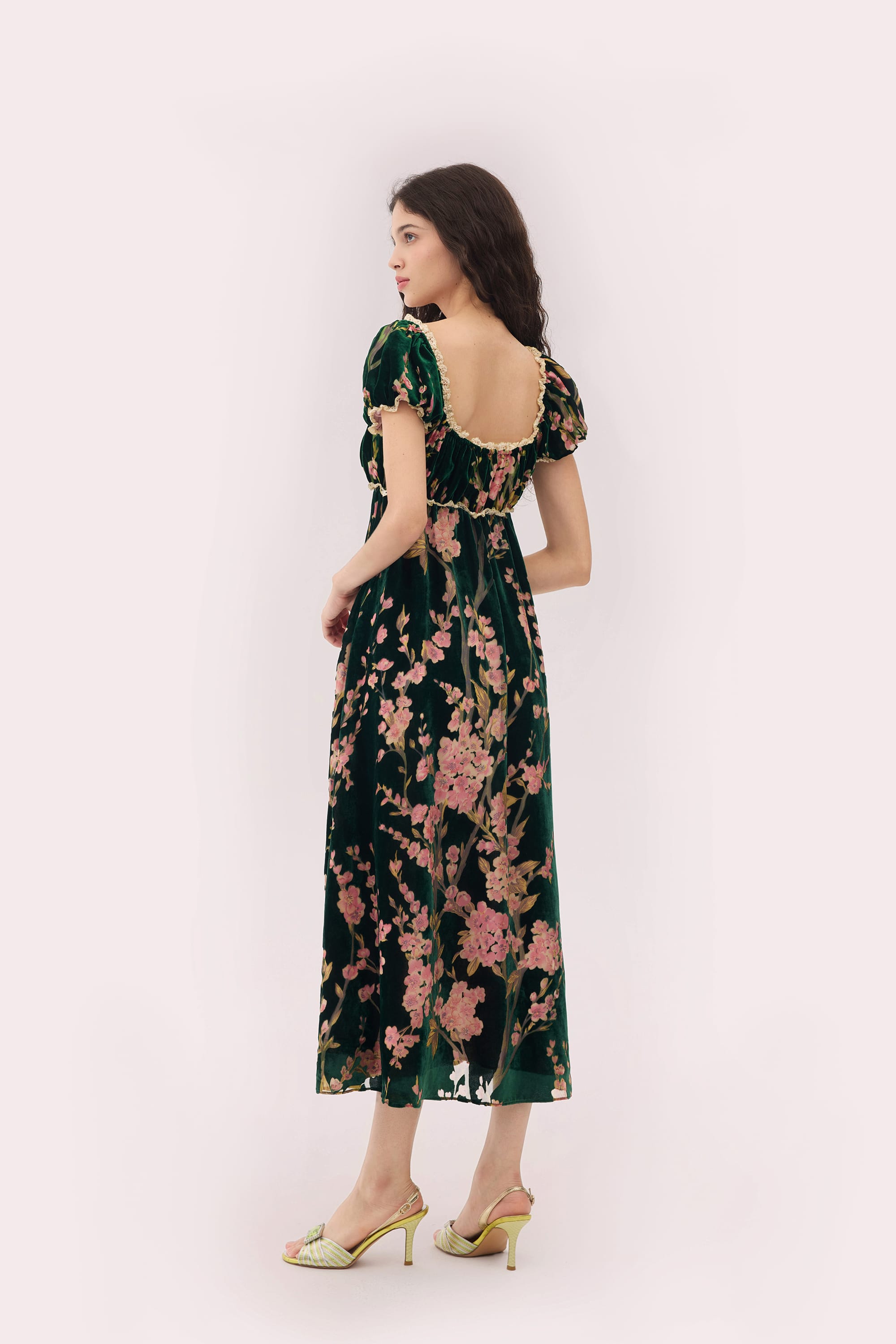 Georgiana Burnout Velvet Midi Dress in Forest Green