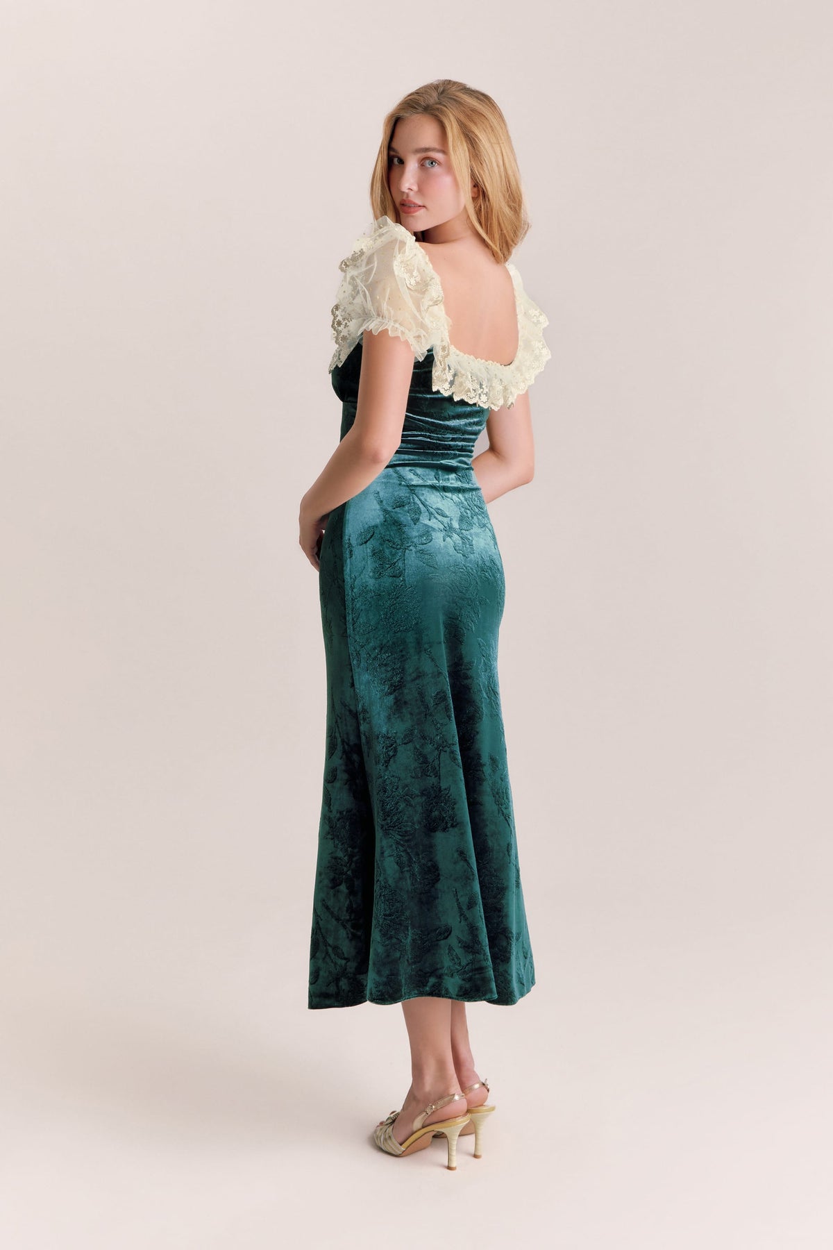 Amelia Green Velvet Puff Sleeve Midi Dress