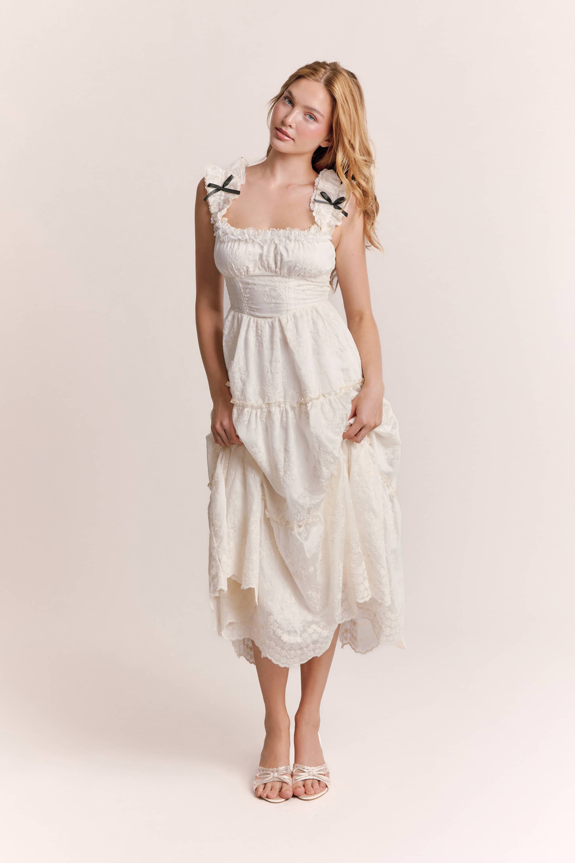 Daria Viscose Midi Dress in Ivory