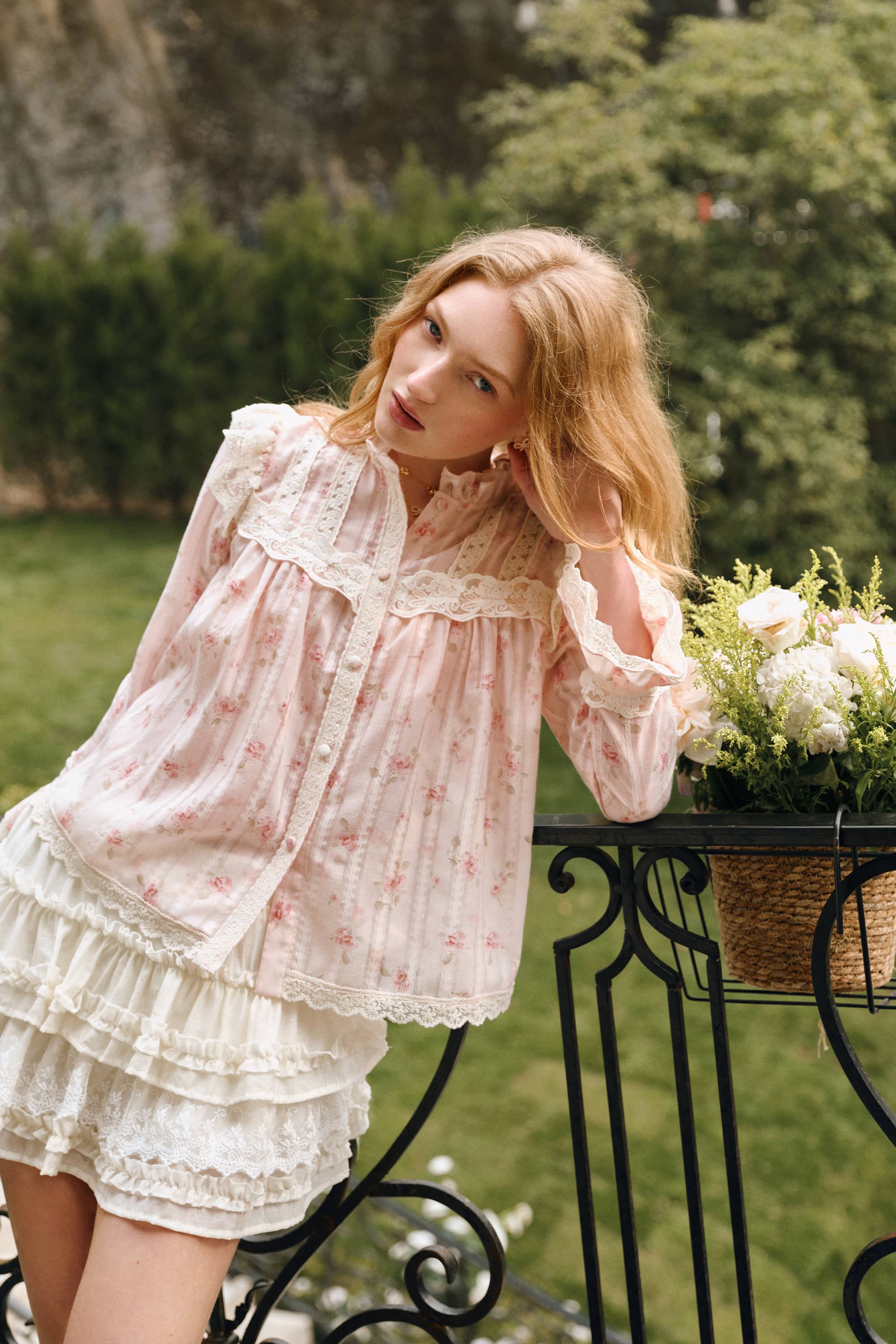 Harper Floral Lace Blouse in Blush Pink