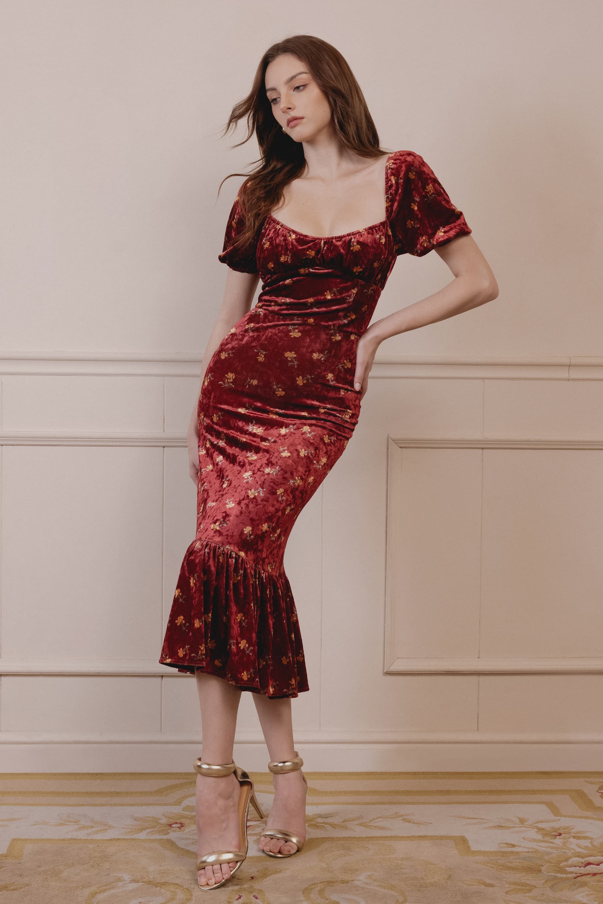 Brielle Floral Velvet Midi Dress in Burgundy Red