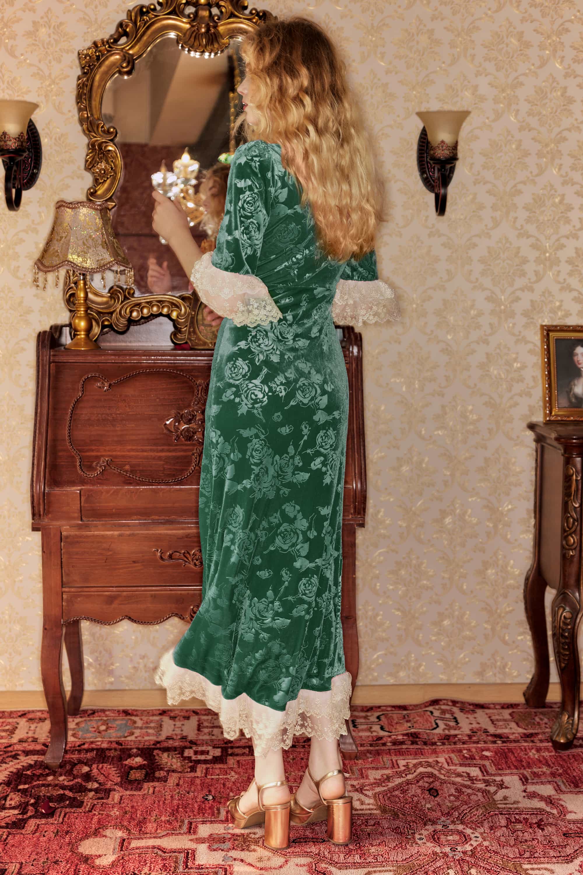 Gwyneth Embossed Velvet Maxi Dress in Jade Green