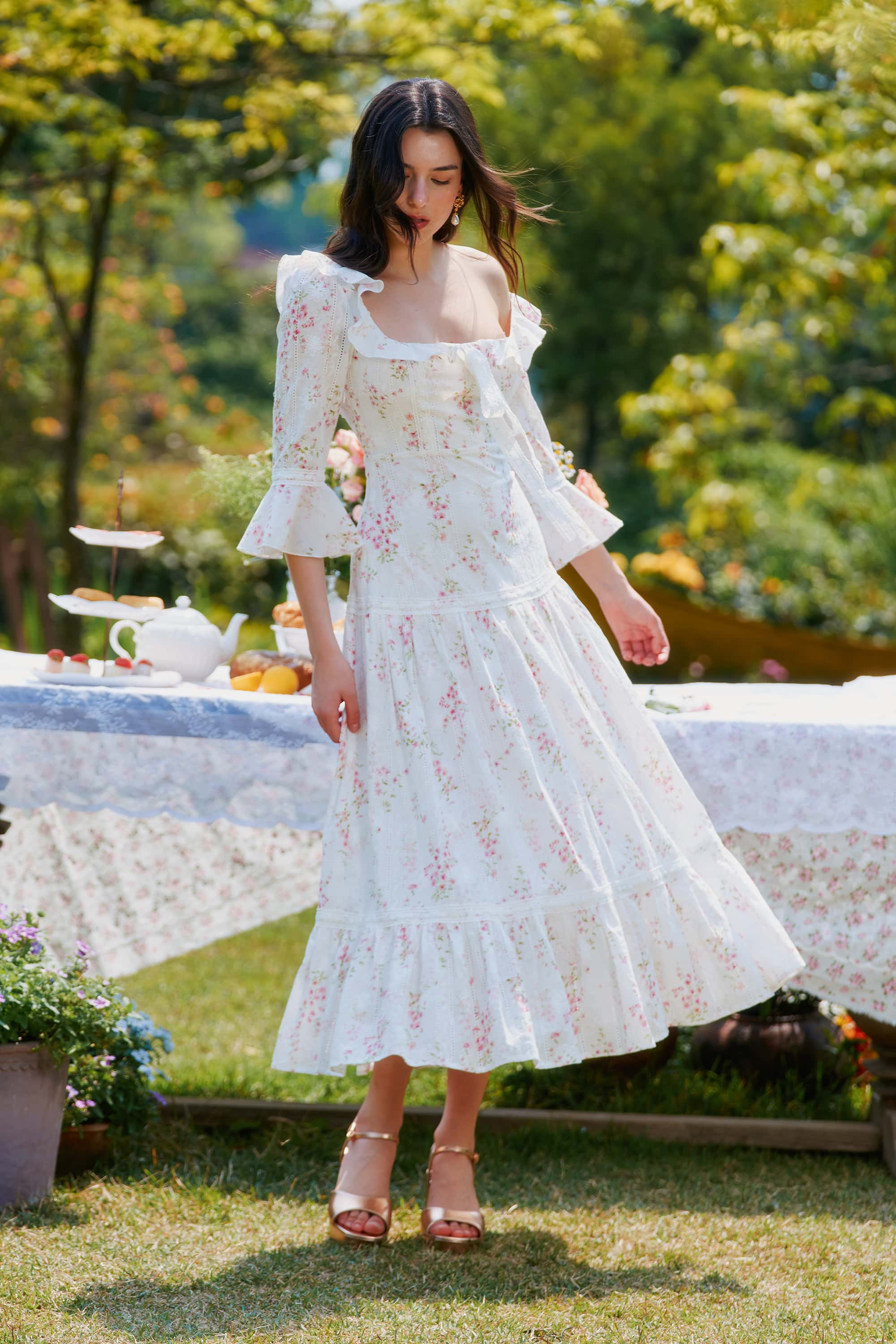 Hera Floral Cotton Midi Dress in White