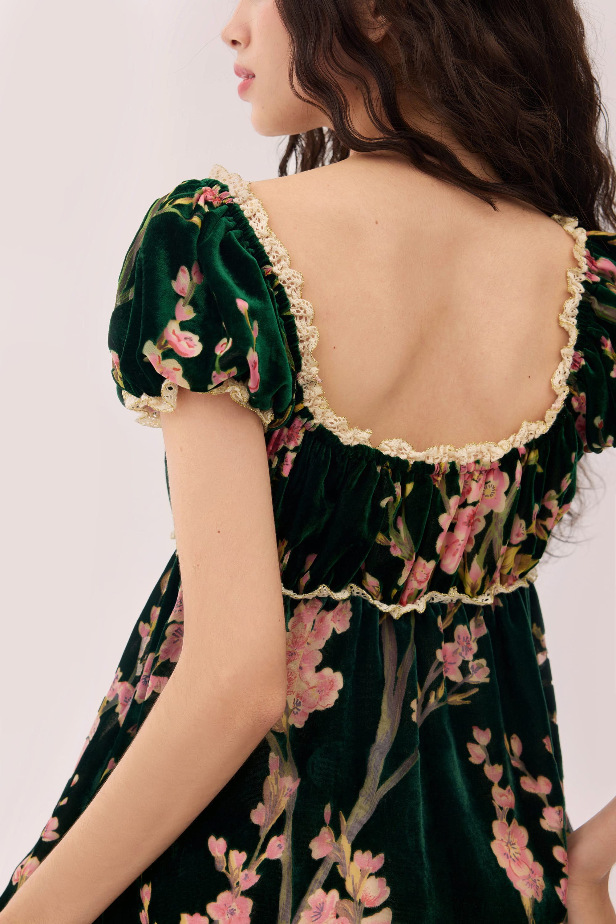 Georgiana Burnout Velvet Midi Dress in Forest Green