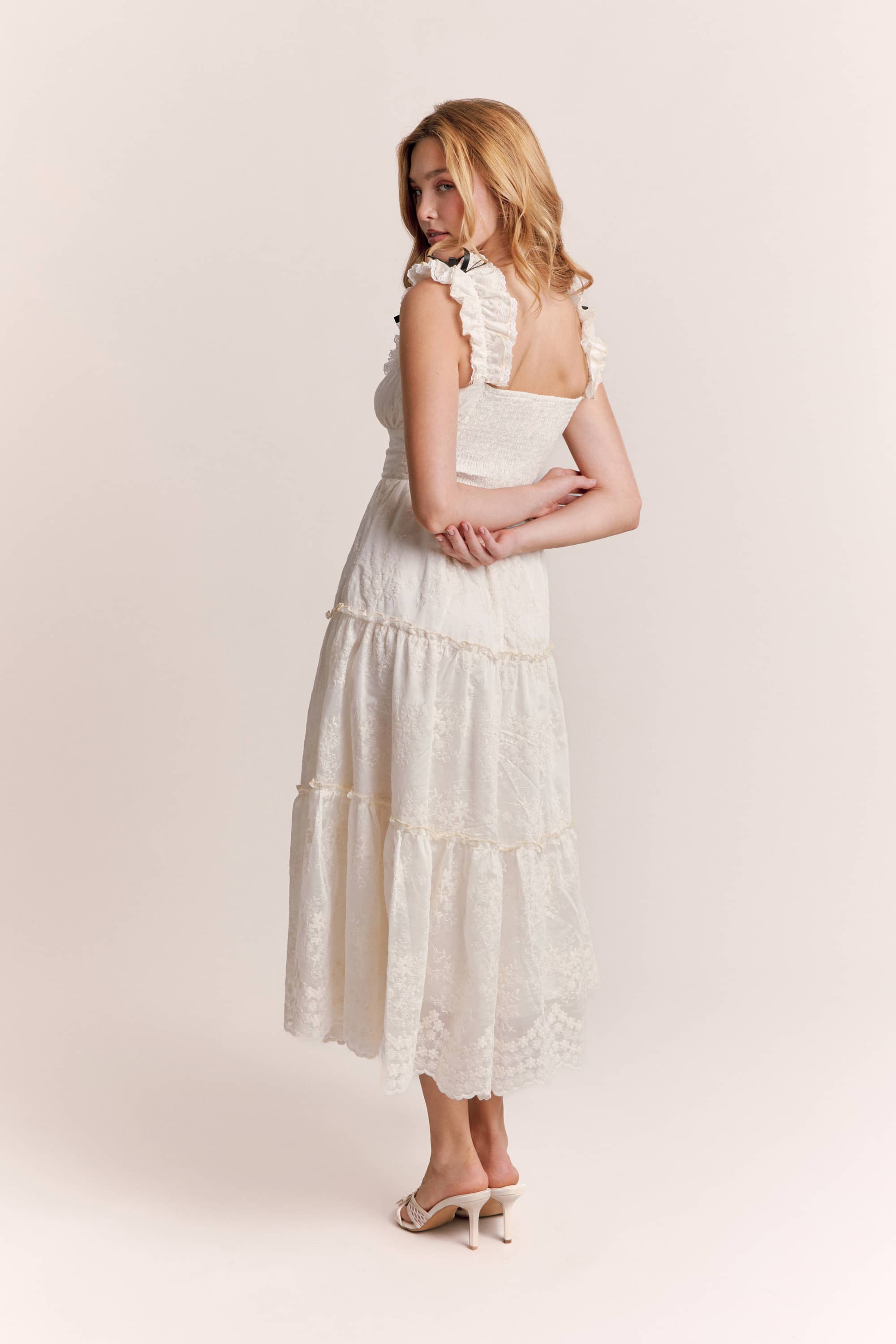 Daria Viscose Midi Dress in Ivory