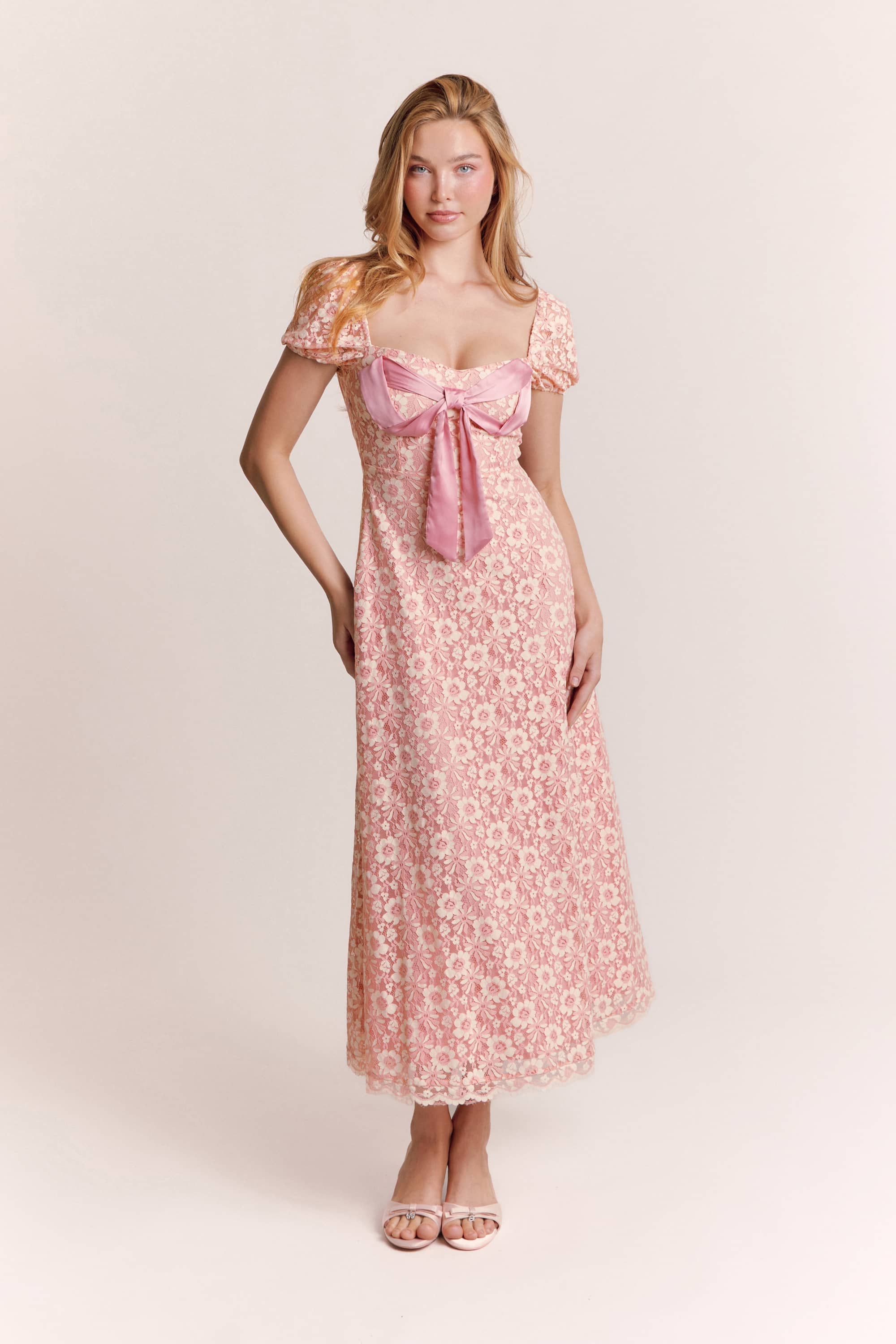 Jayden Cordonnet Lace Maxi Dress in Tea Rose Pink