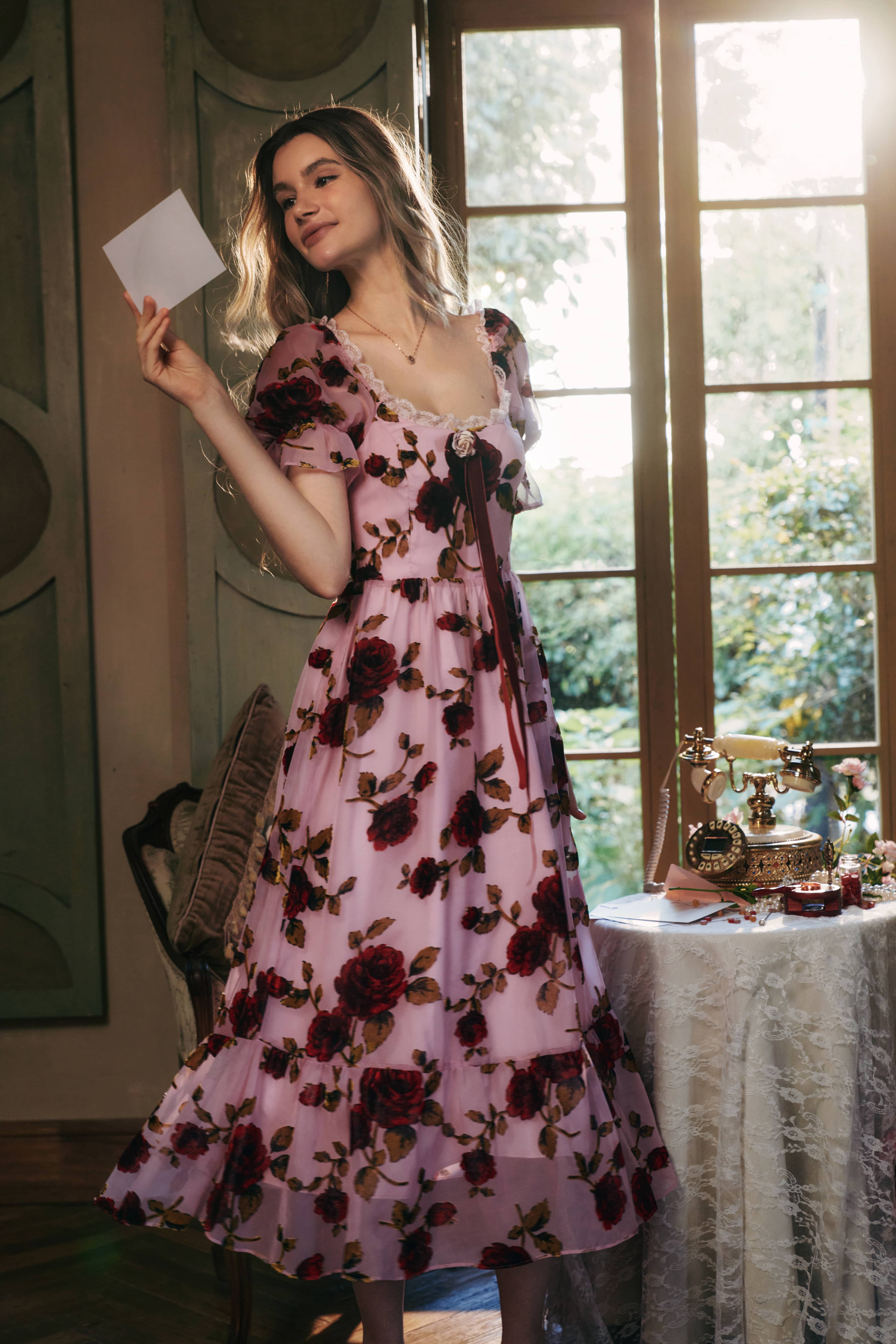 Stella Burnout Velvet Midi Dress in Rose Pink